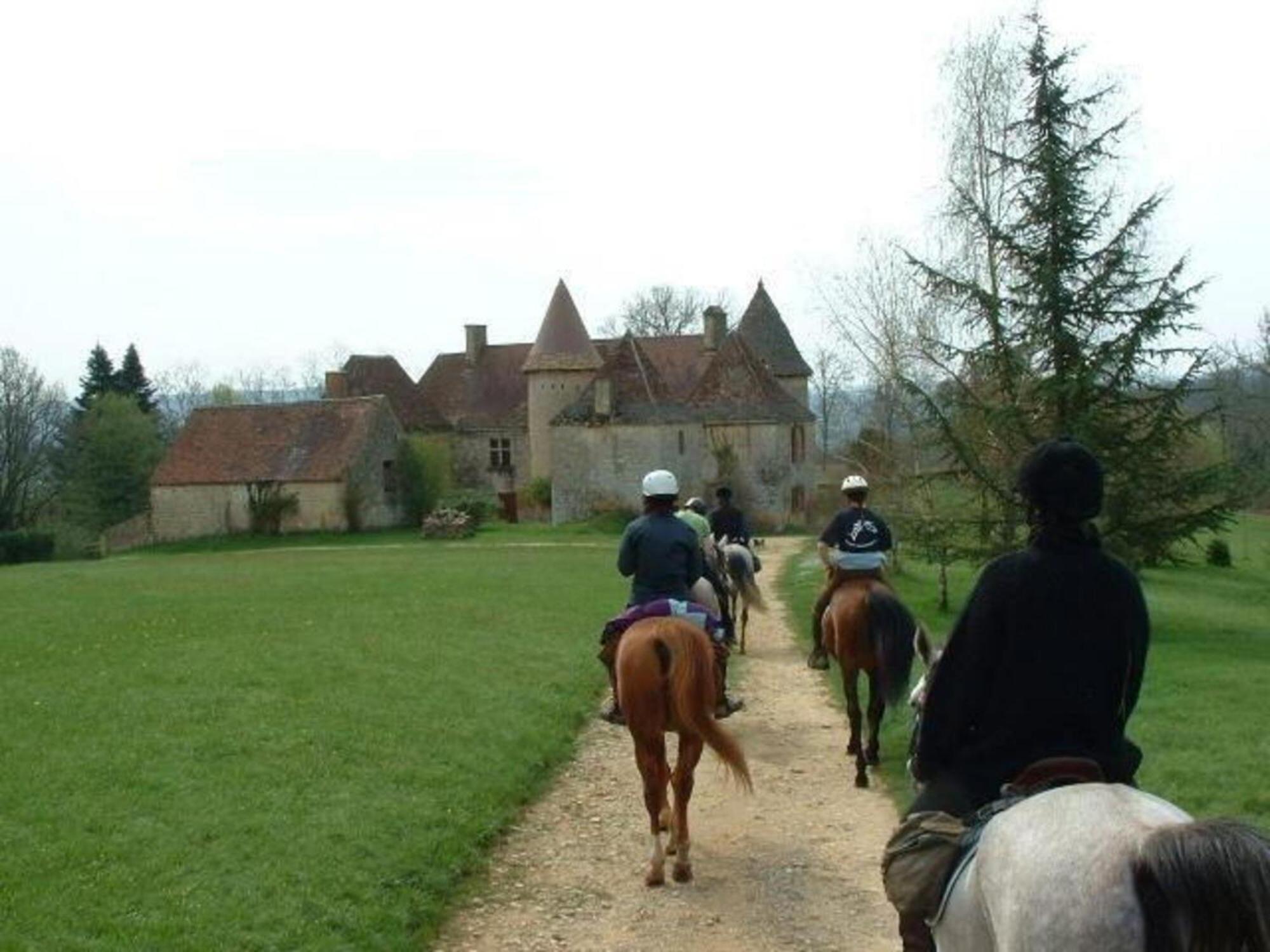 Centre Equestre Du Passe Temps Villa Dégagnac Kültér fotó