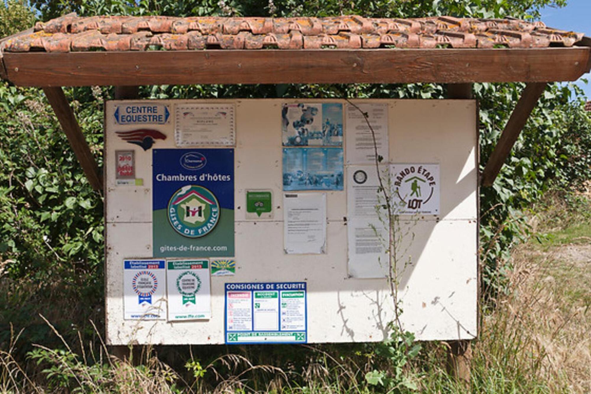 Centre Equestre Du Passe Temps Villa Dégagnac Kültér fotó